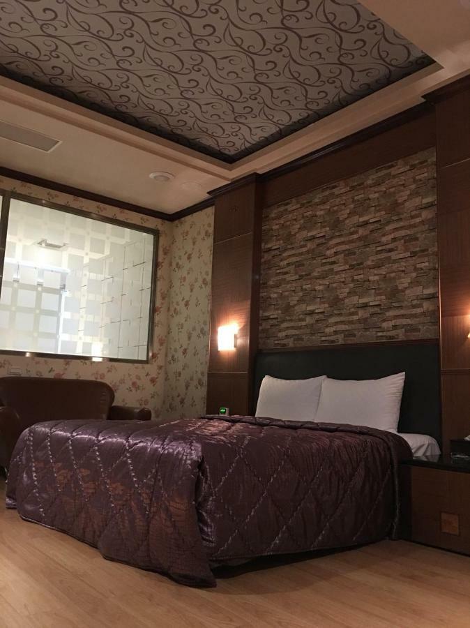 Wen Mei Motel Nantou エクステリア 写真